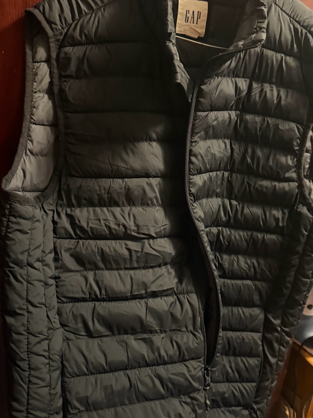 GAP Men's Black Quilted Puffer Vest